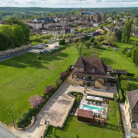 Maison De Panzió 4*