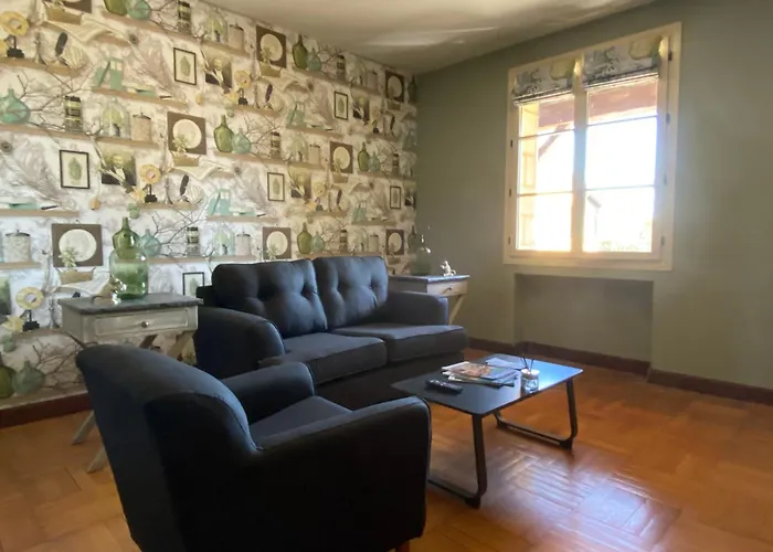 Frühstückspension Maison De 4*